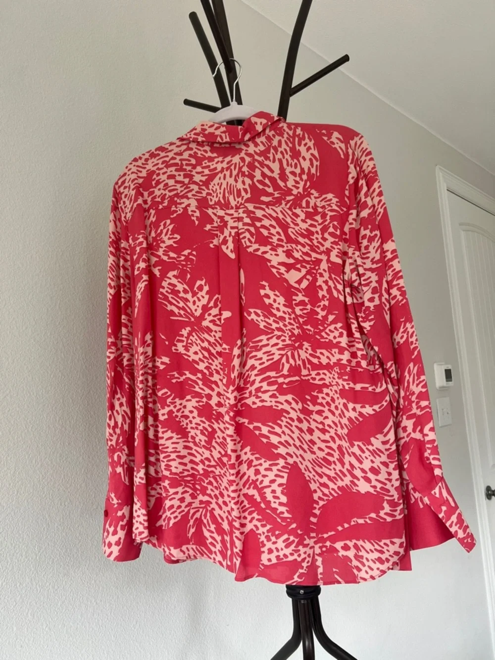 Lafayette 148 New York Coral and Cream Printed Button-Down Blouse - Picture 2 of 2